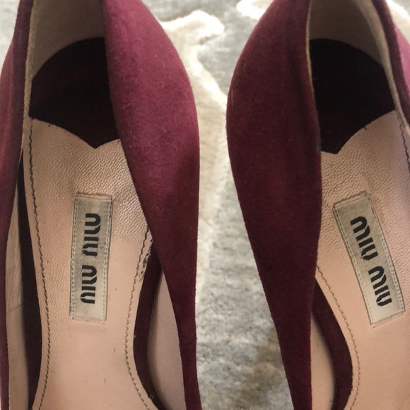 Miu Miu plum heels - Picture 3 of 8